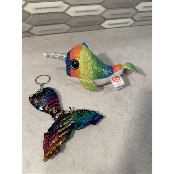 Whale Keychains - Picture 2 of 4